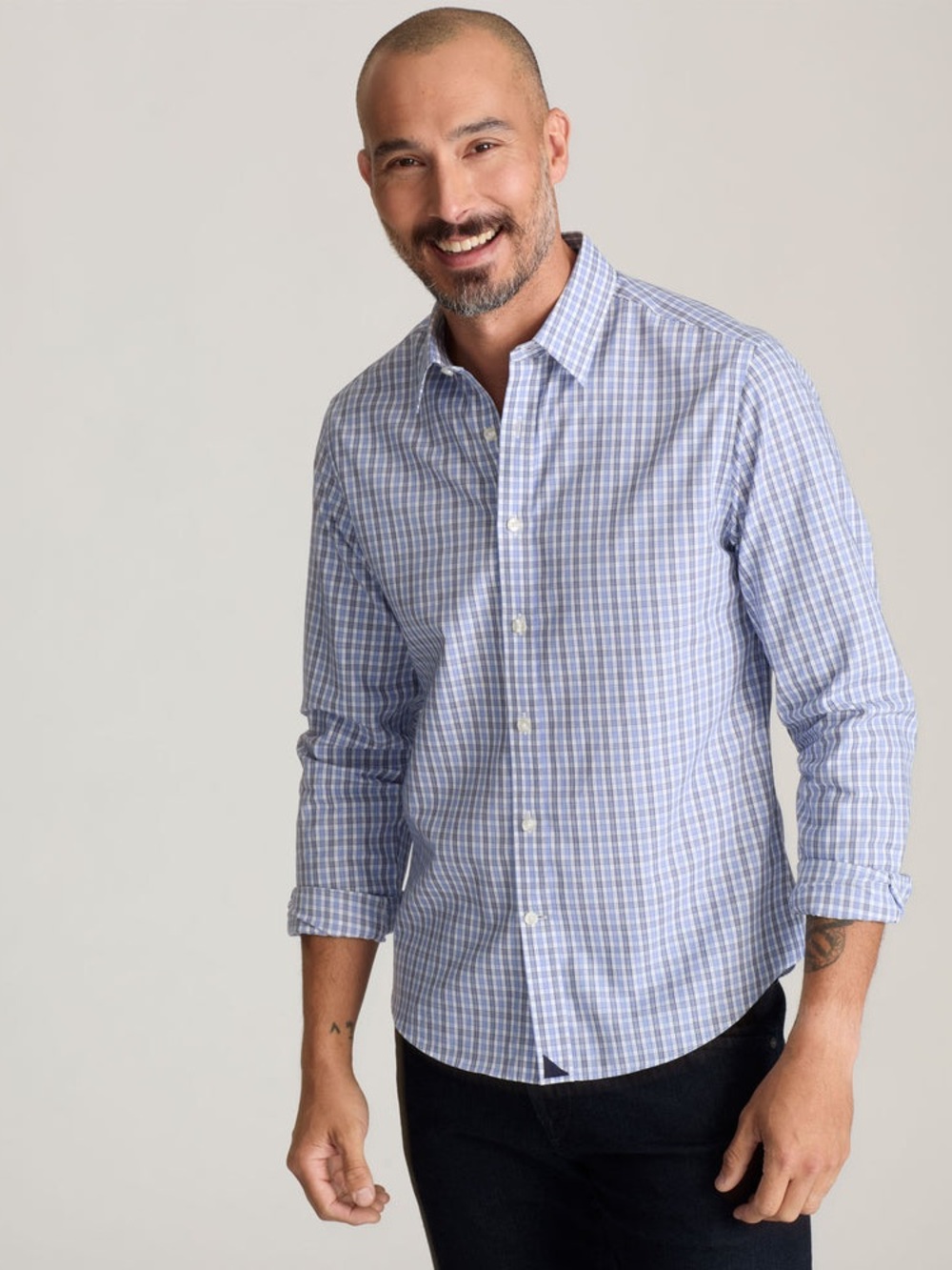 UNTUCKit Wrinkle Free Durif Shirt. Medium. Like New. Blue, Navy and White.